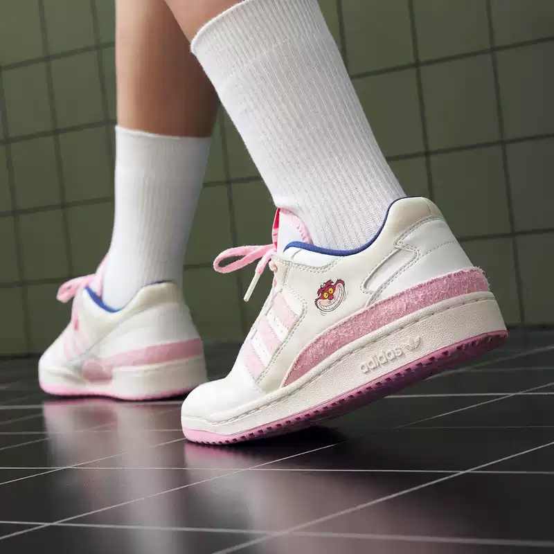 Adidas Clover x Disney Kollabo – Outdoor Lighting Hong Kong Bewertung und Preis
